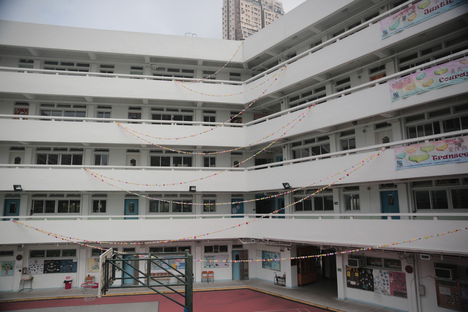 HK01_24122019_02