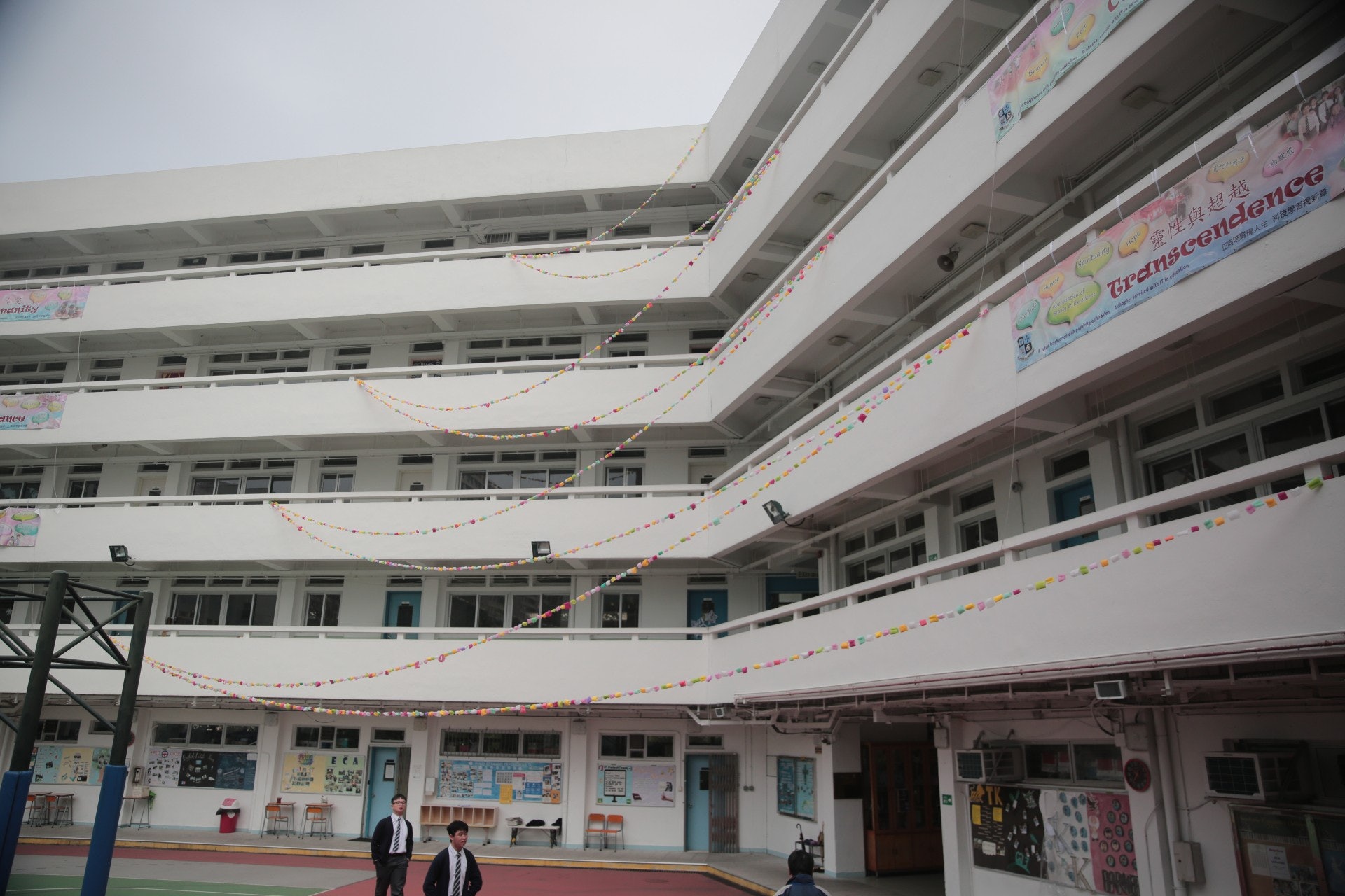 HK01_24122019_03